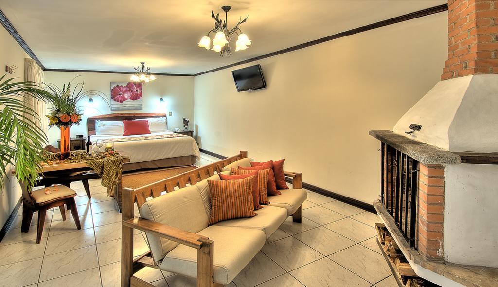 Hotel Chalet Tirol Heredia Luaran gambar