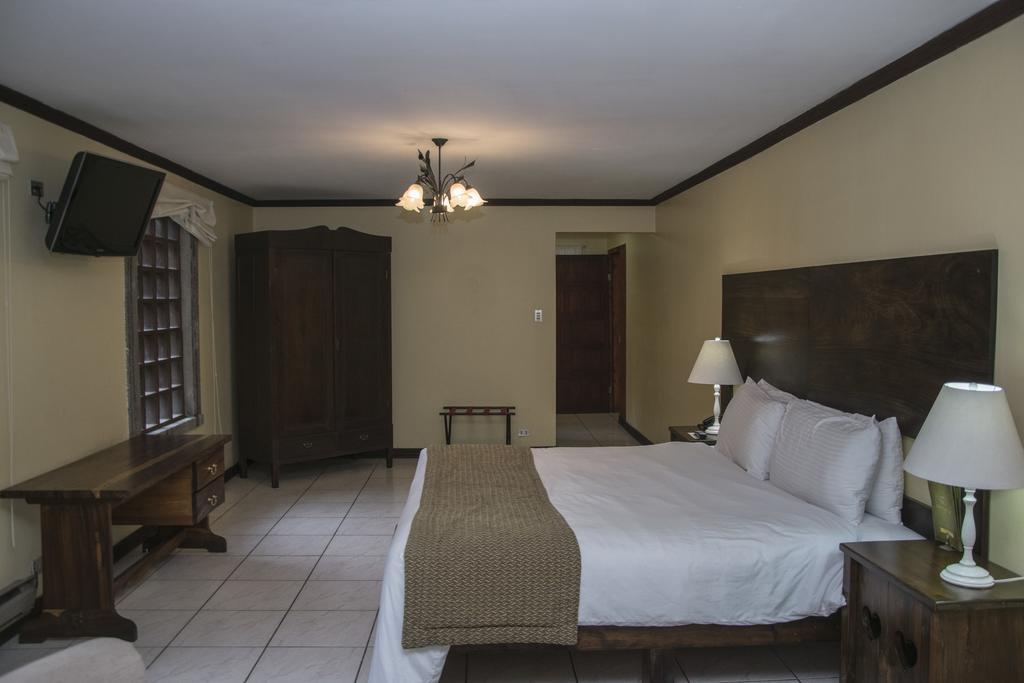 Hotel Chalet Tirol Heredia Bilik gambar