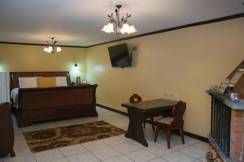 Hotel Chalet Tirol Heredia Luaran gambar